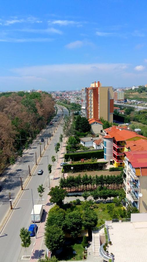 Yellow Building Durrës Exterior foto